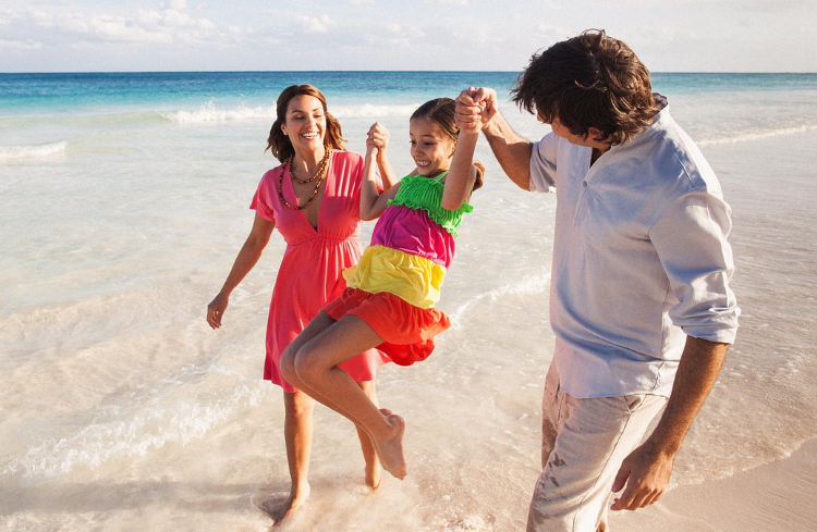 Family Friendly Beaches In Puerto Rico Safe Fun And Relaxing Crash Boat Beach