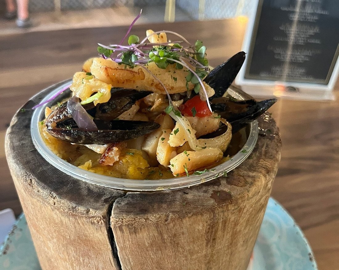 Sal De Mar Rooftop Crash Boat Beach Mussels