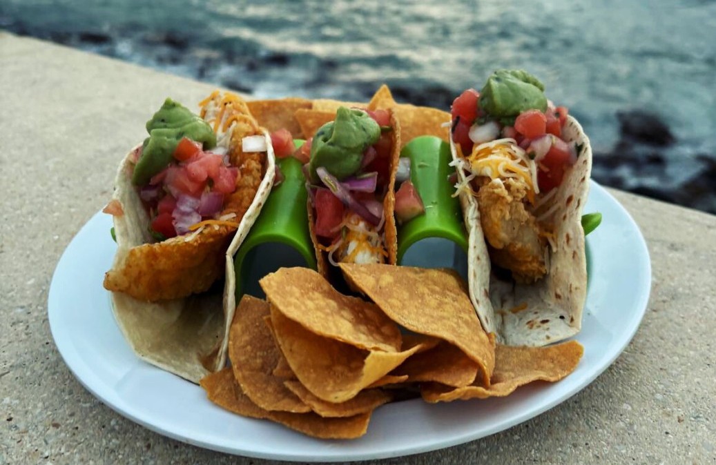 Salty Pelican Crash Boat Beach Fish Tacos